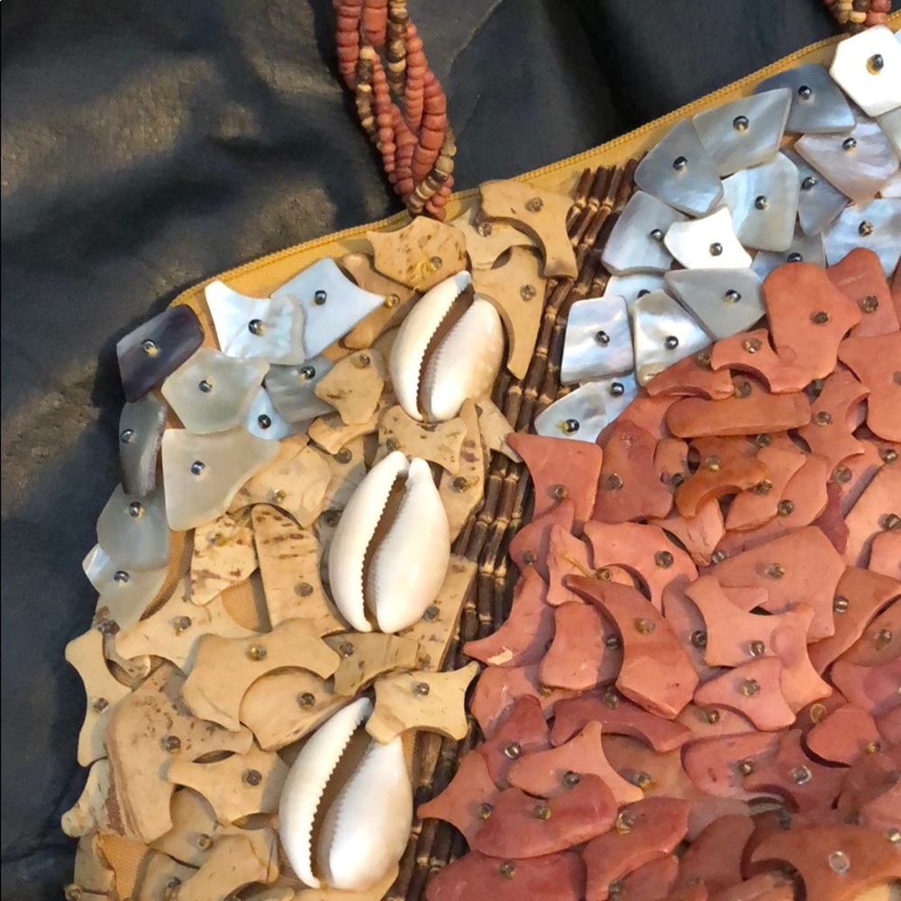 Unique And Beautiful Bag! Use Shells To Create A … - image 8